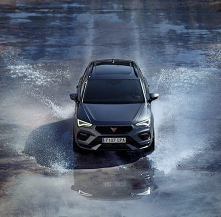 cupra-ateca-2020-crystal-black-rear-difuser