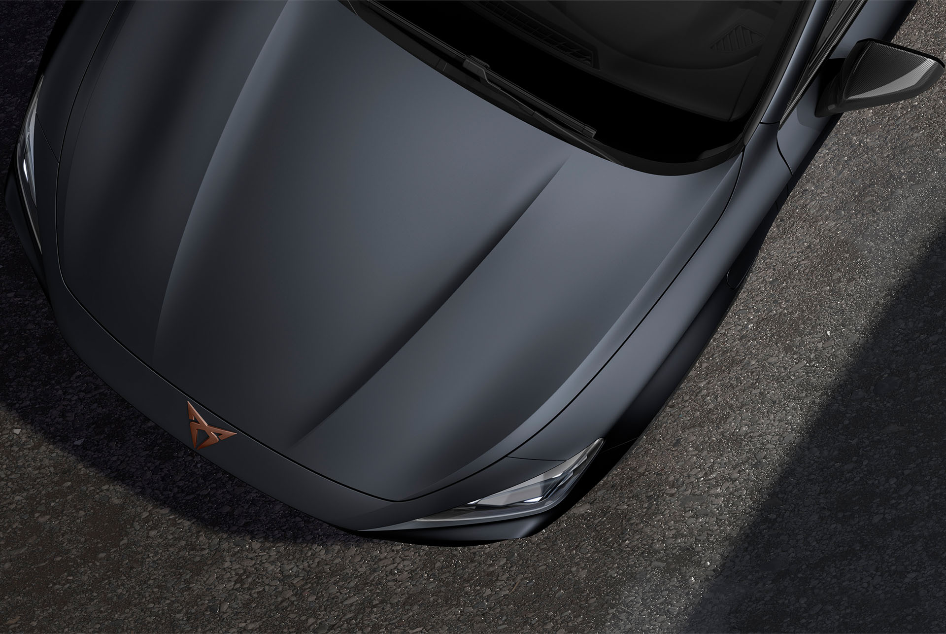 Upper shot of the front nose of the CUPRA Formentor in Magnetic Tech Matt.