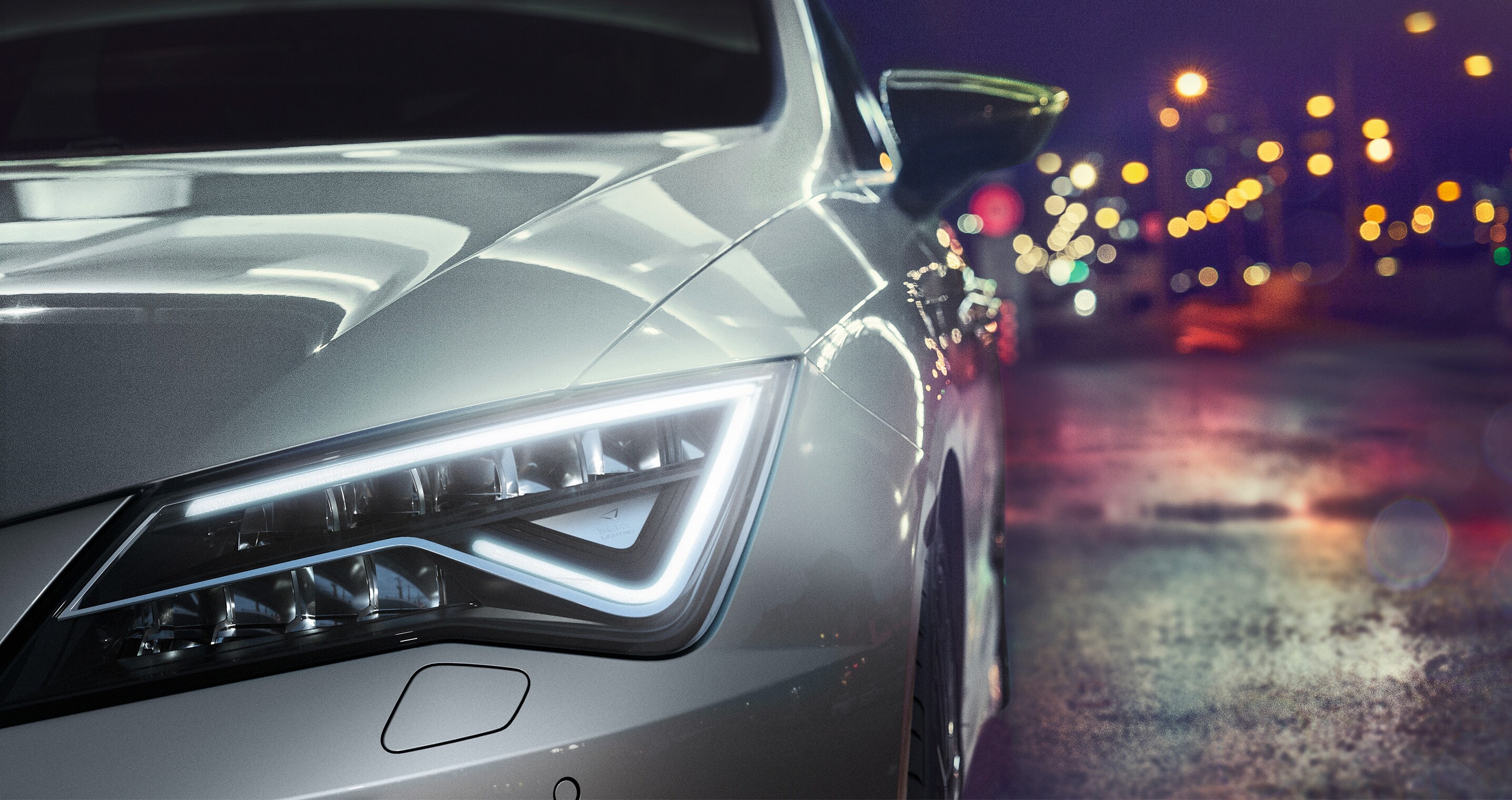 Leon CUPRA safety rear of car at night
