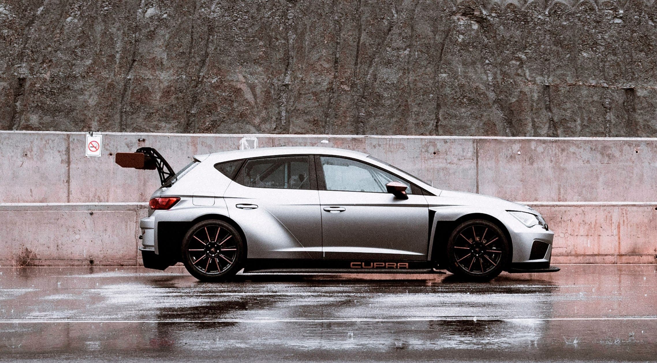 Laia Sanz driving CUPRA